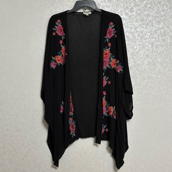 Umgee Oversized Embroidered Floral Black Kimono Open Front Bohemian Cover Up S M - Picture 1 of 7